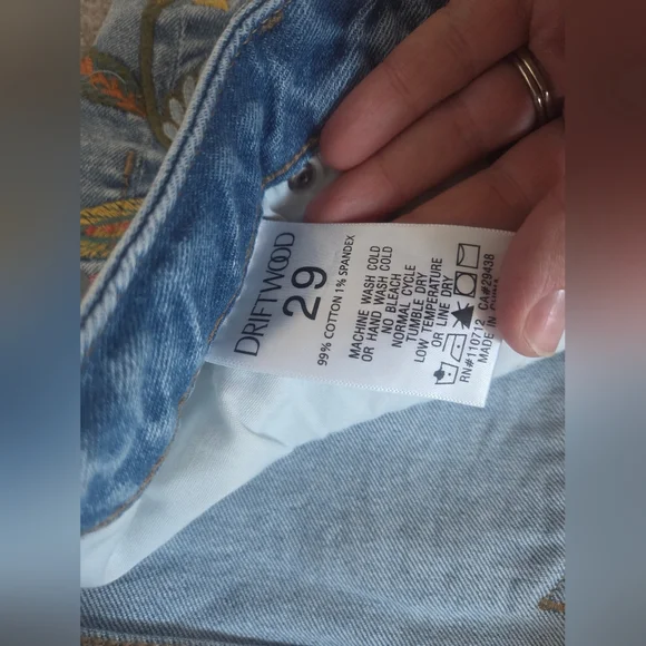 NWT Free People Driftwood Farrah Flare Leg Embroidered Jeans - Picture 4 of 8